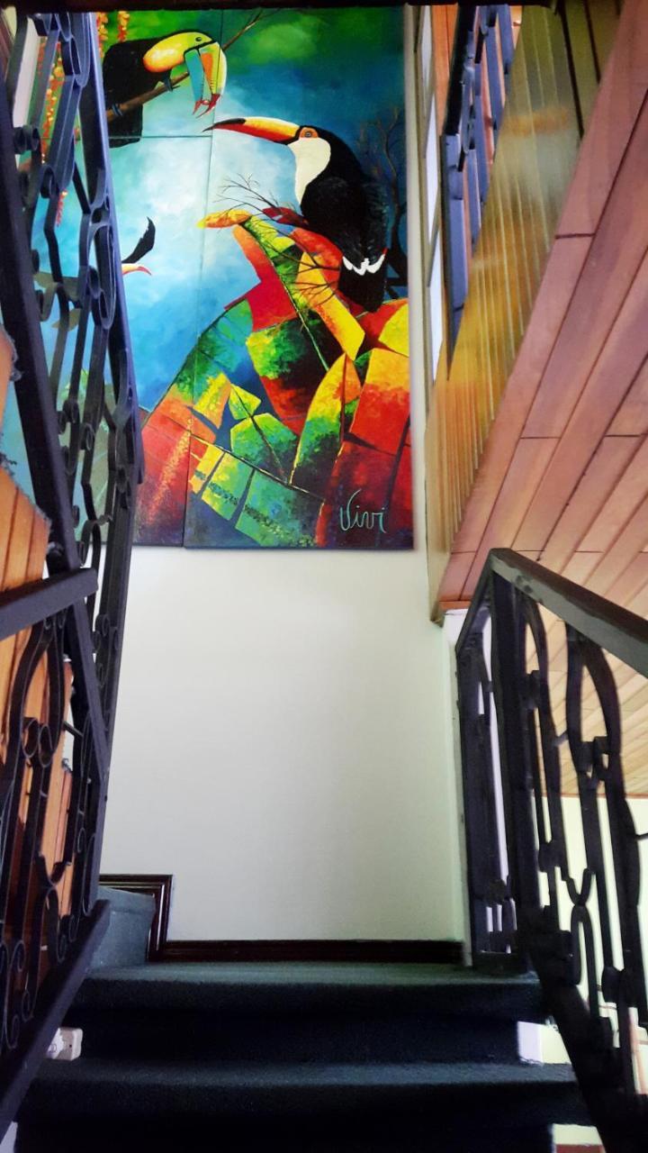 Bed and Breakfast Vida Tropical Алахуэла Экстерьер фото